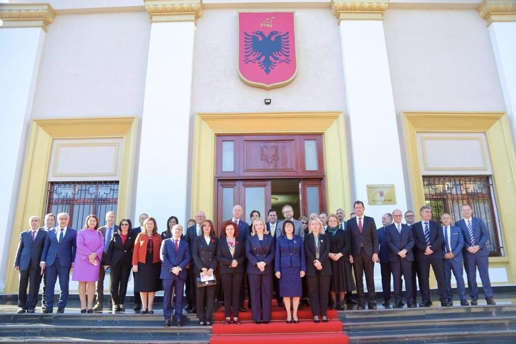 Mesazhi I Avokates Së Popullit, Znj. Erinda Ballanca Në Kuadër Të 25-Vjetorit T…