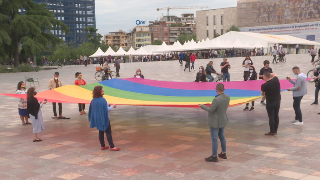 AVOKATI I POPULLIT MERR PJESË NË PREZANTIMIN E PLANIT KOMBËTAR TË VEPRIMIT PËR LGBTI